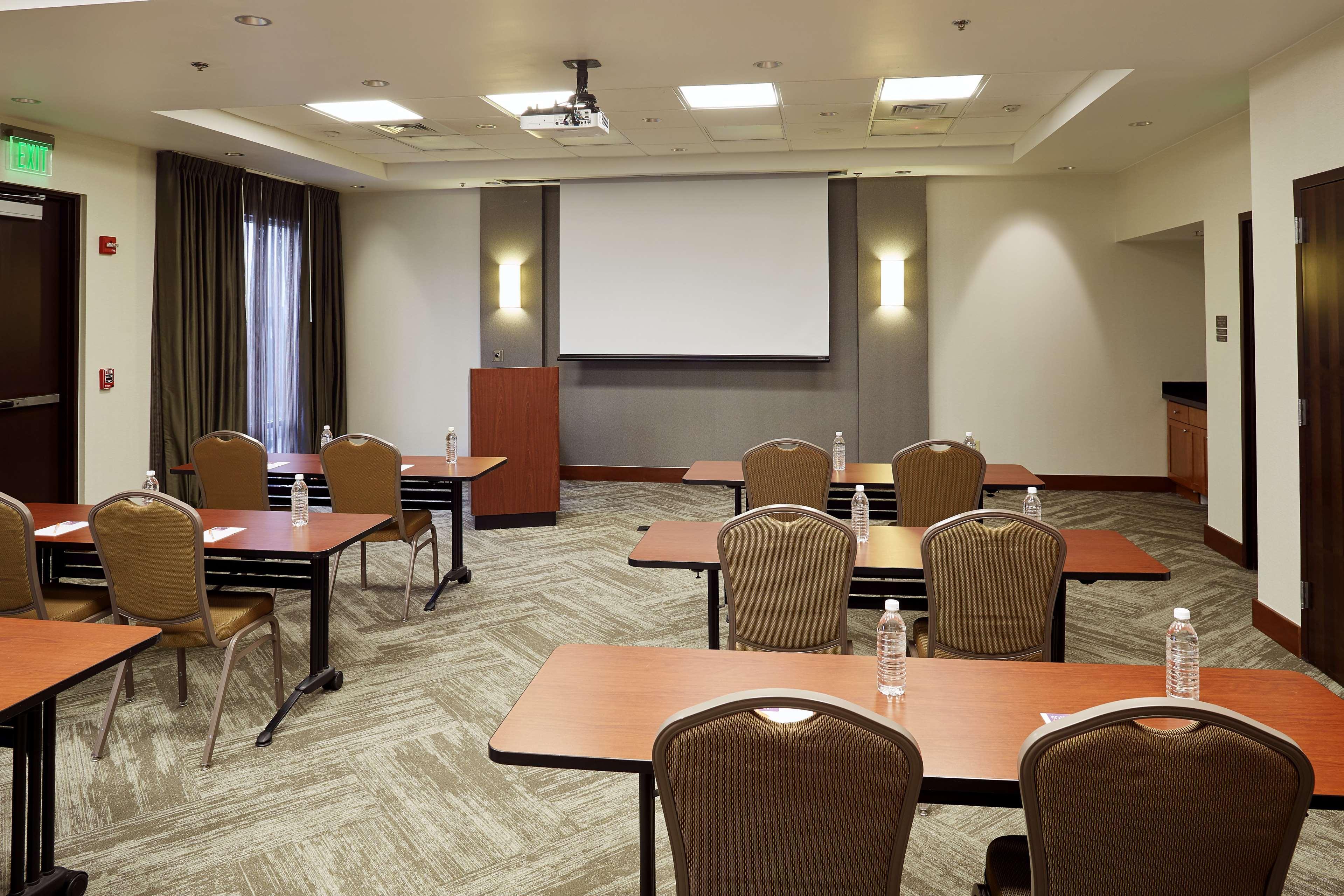 Hyatt Place Grand Rapids South Wyoming Exterior photo